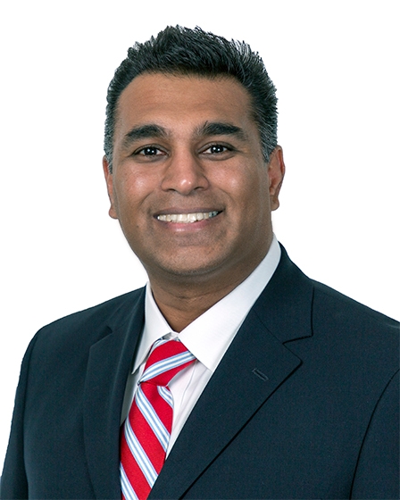 Mayur Paralkar, MD Headshot