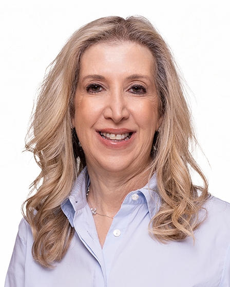 Stacey Siegel, MD Headshot